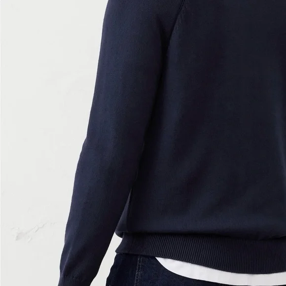 NWT MENS L Lg Banana Republic Merino Black Crewneck Sweater Minimalist Design - Picture 6 of 11